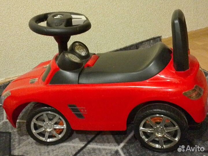 Машинка толокар