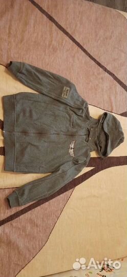 Свитшот и кофта на молнии