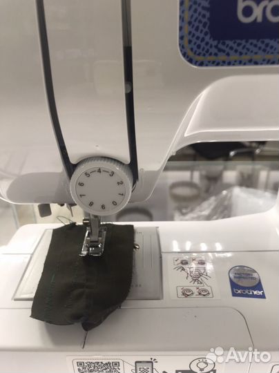 Швейная машина Brother js25