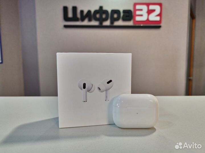 Беспроводные наушники Apple AirPods Pro
