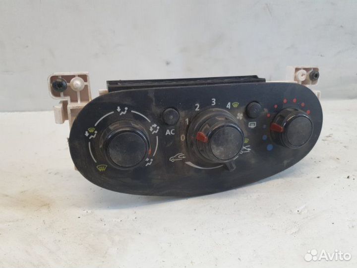 Блок управления климотом Nissan Almera G15 K4MA490