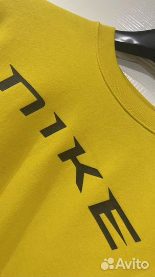 Свитер Nike Exclusive идеальное состояние