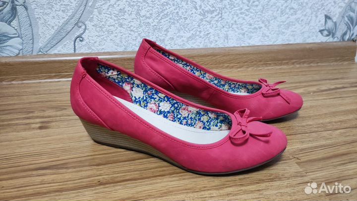 Продаю туфли