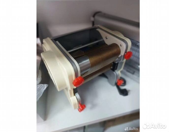 Тестораскатка профессиональная электрическая новая