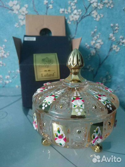 Конфетница с крышкой Lefard