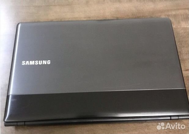 Ноутбук Samsung i3 Nvidia GeForce 620М