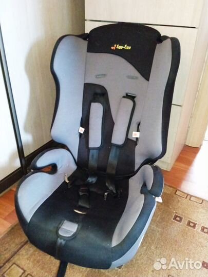 Детское удерживающее кресло