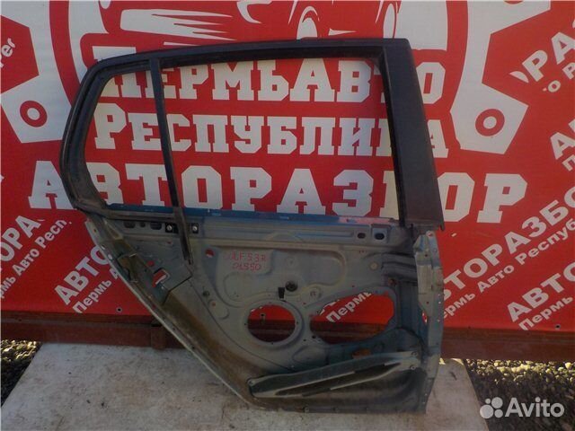 Дверь задняя правая Volkswagen Golf 5 BLF