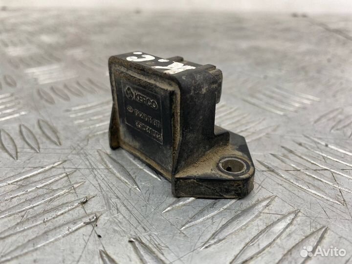 Б/У датчик ускорения Kia Spectra LD S6D 1.6Л 2008