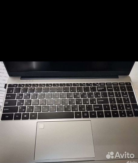 Ноутбук новый 15.6