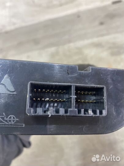 Бортовой компьютер Iran Khodro Samand