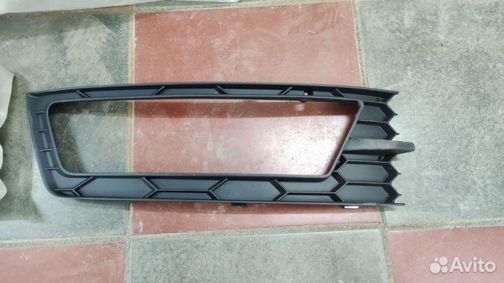 Накладки противотуманки Шкода rapid 1 поколение