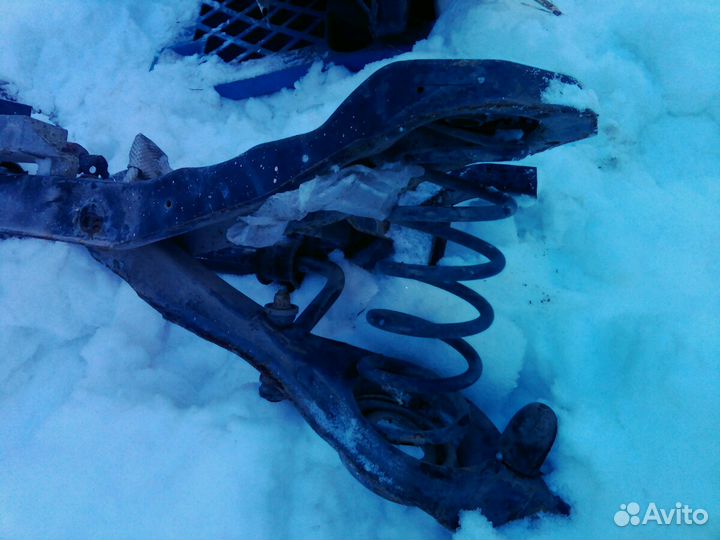 Задняя балка на Volvo S40