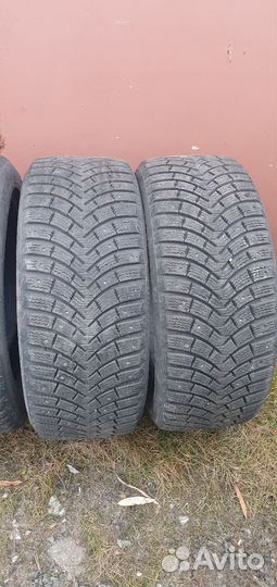 Michelin X-Ice North XIN2 215/55 R17