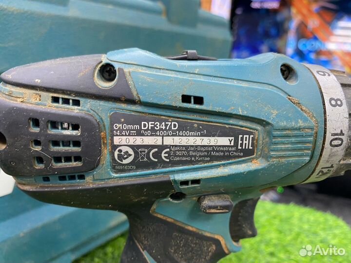 Аккумуляторная дрель-шуруповерт Makita DF347D 14,4