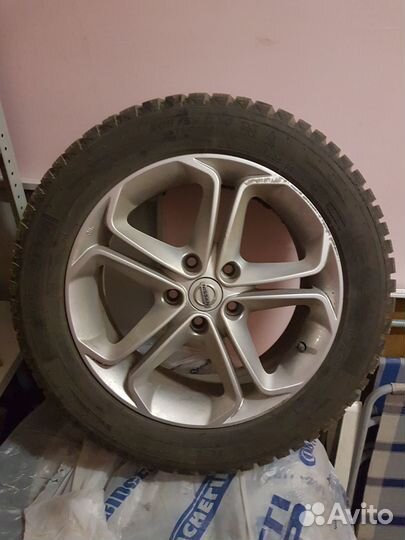 Michelin X-Ice 205/55 R16