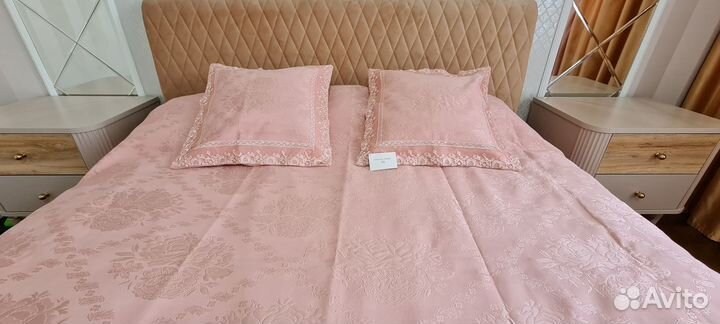 Покрывало на двуспальную кровать tivolyo home