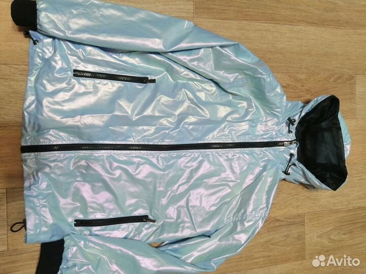 Ветровка для девочки