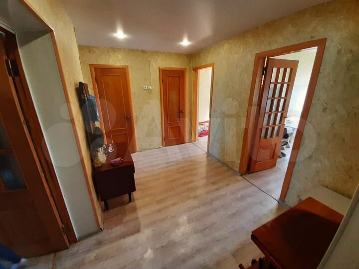 3-к. квартира, 60 м², 3/5 эт.