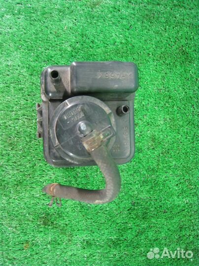 Адсорбер (фильтр угольный) Toyota Avensis T25 2003