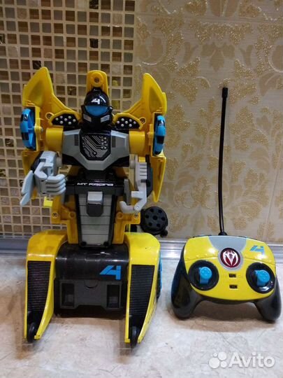 Машина - робот трансформер
