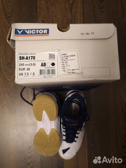 Кроссовки Victor для бадминтона и сквоша, 37 р
