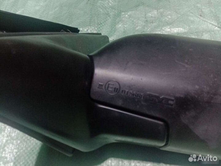 Зеркало левое Nissan Primera P10 седан 1.6 102