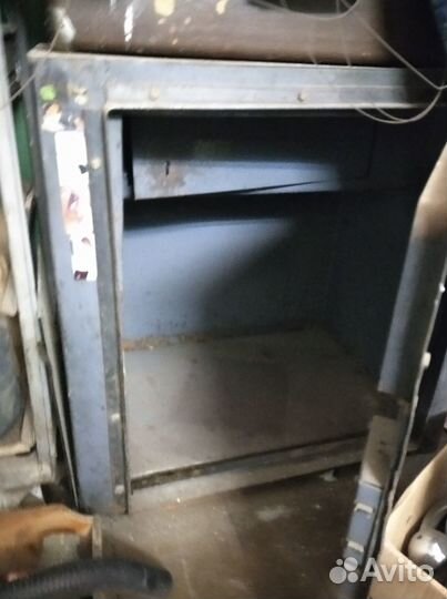 Шкаф металлический сейф бу