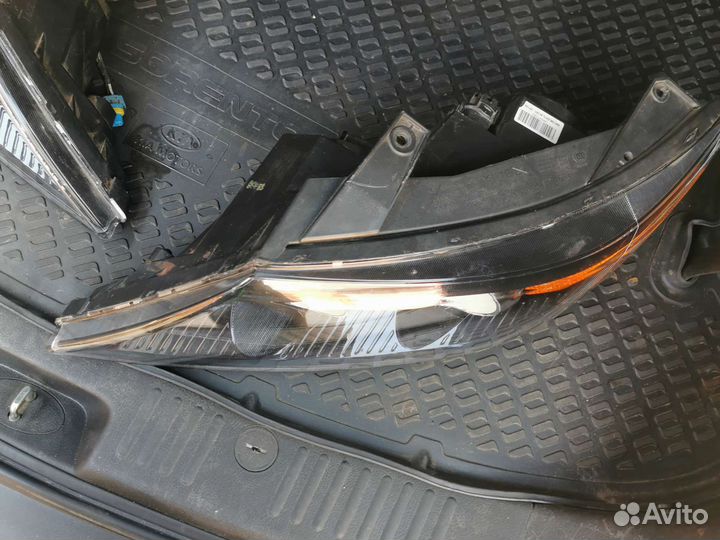 Фары Киа Соренто хм 09-12 ксенон