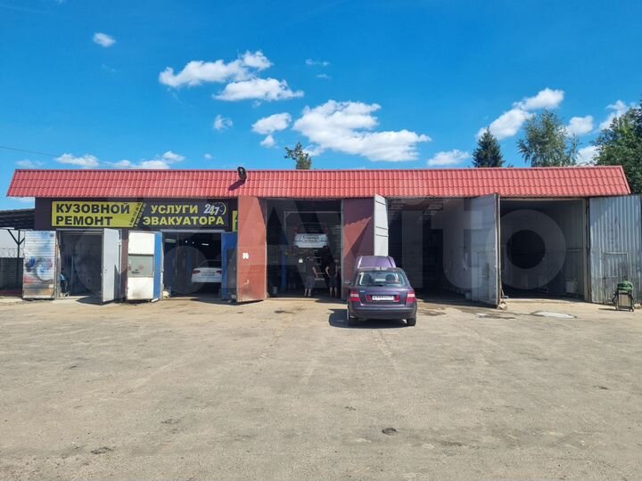 Гараж, > 30 м²