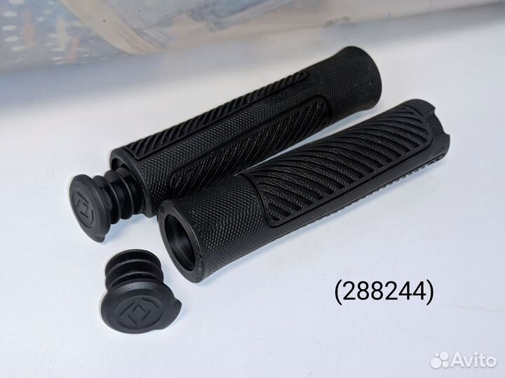 Грипсы и флягодержатели Syncros