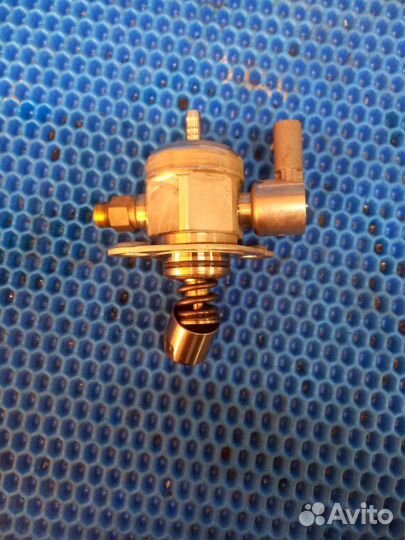 Тнвд Audi A4 B8 CDH 2011