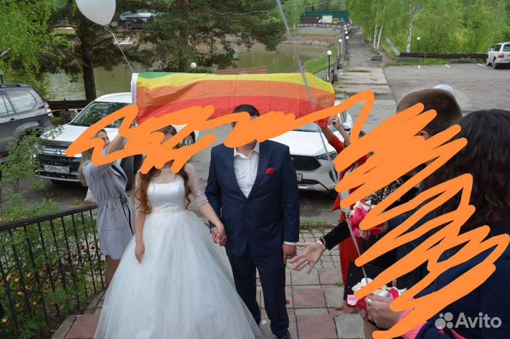 Свадебное платье