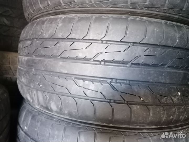 Toyo DRB 215/55 R17