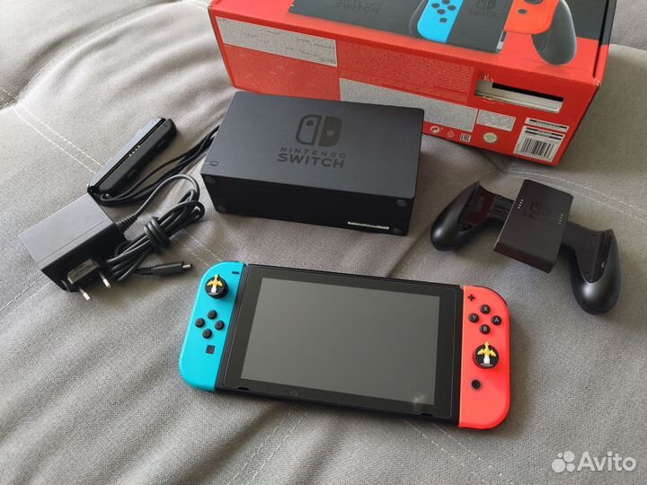 Чипованная Nintendo Switch rev 2 32+256 чехол