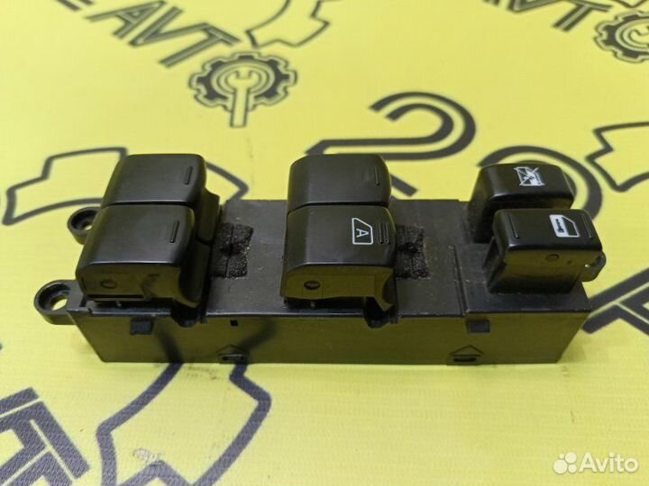 Блок управления стеклоподъемниками Subaru