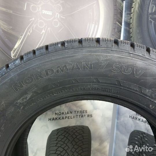 Nokian Tyres Nordman 7 SUV 235/65 R17 108T