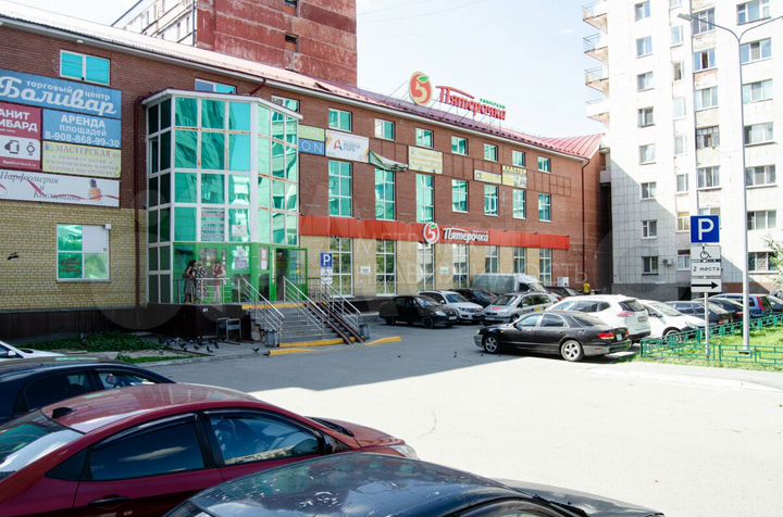 Продам торговое помещение, 1072.6 м²