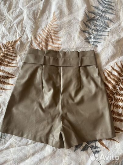 Шорты кожаные