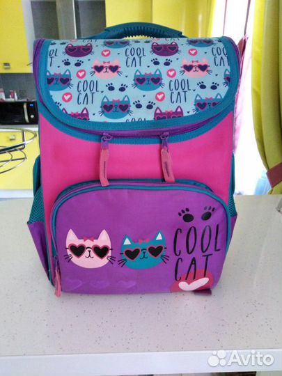 Рюкзак школьный