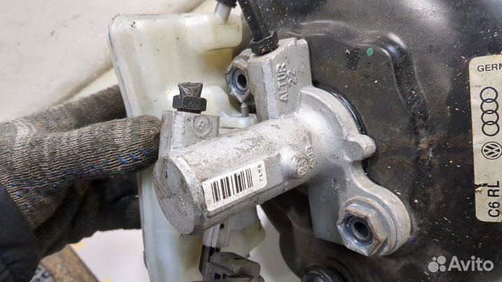 Цилиндр тормозной главный Audi A6 (C6), 2007