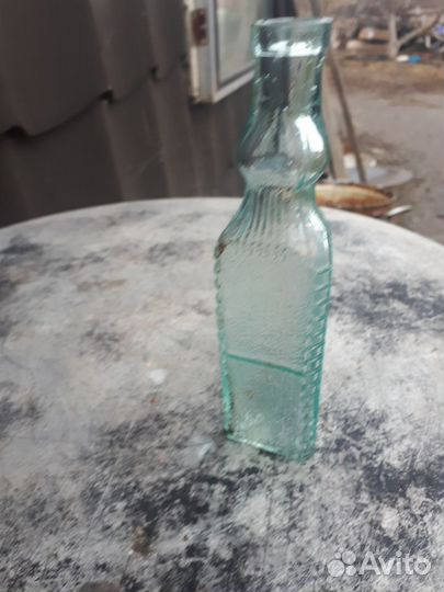 Антикварный пузырек