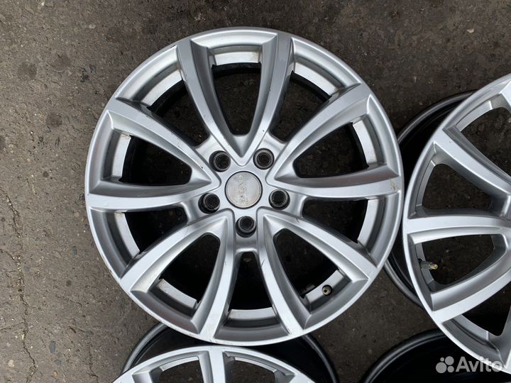 Диски skad R17 Audi A3, Jetta, Octavia, Passat