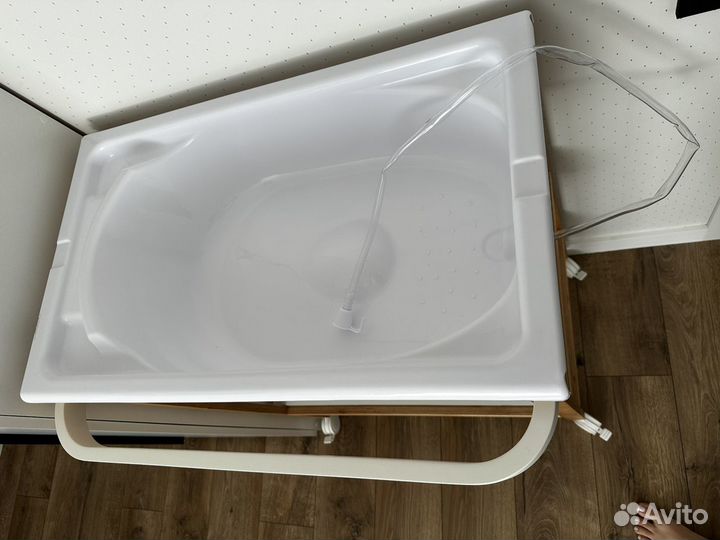 Ванночка для купания/ пеленальный столик