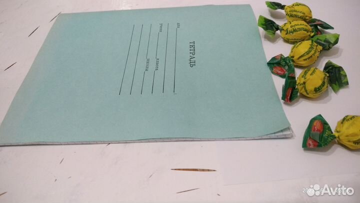 Тетрадь В клеточку С историей