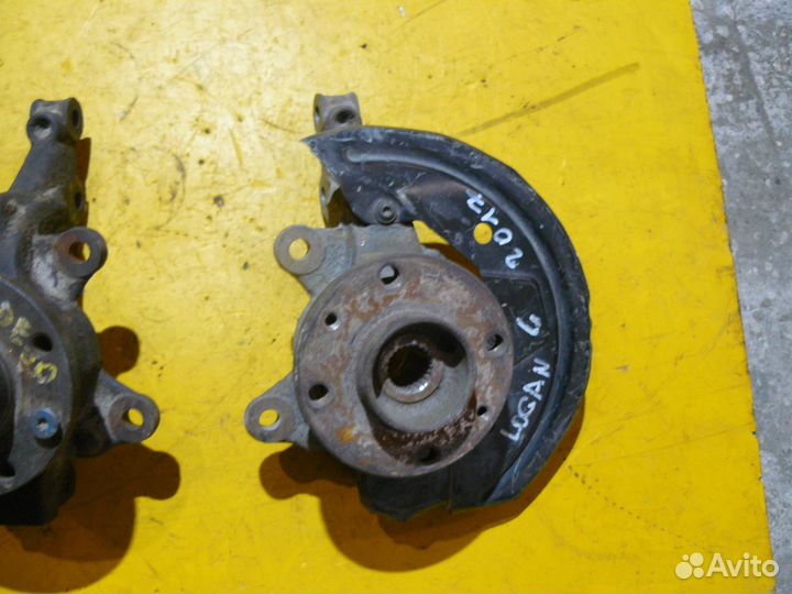 Кулак передний для Renault Logan 2 2017г