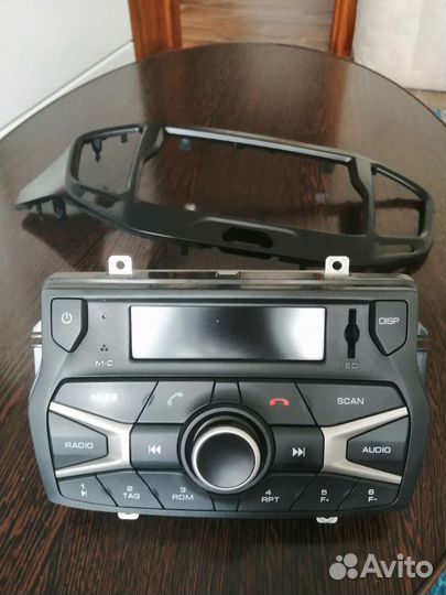 Штатная магнитола LADA vesta