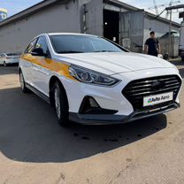 Hyundai Sonata 2.0 AT, 2018, 250 000 км, с пробегом, цена 1 050 000 руб.