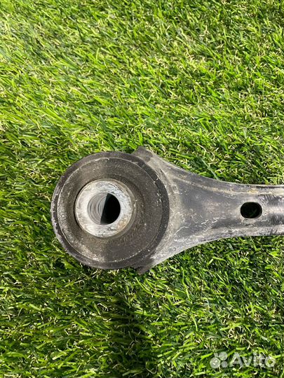 Рычаг задний правый верхний Ford Mustang