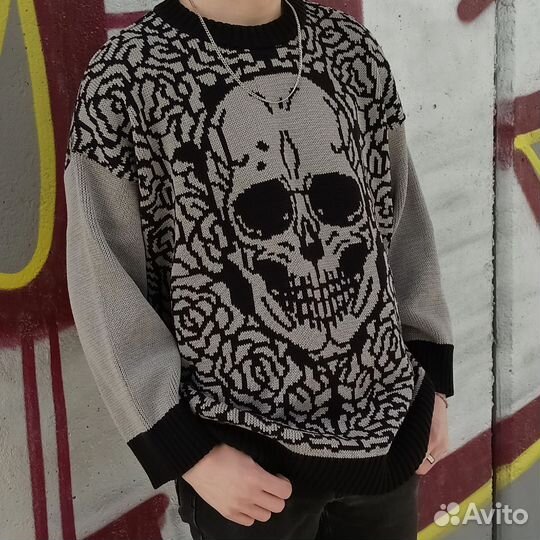 Свитер с принтом на заказ